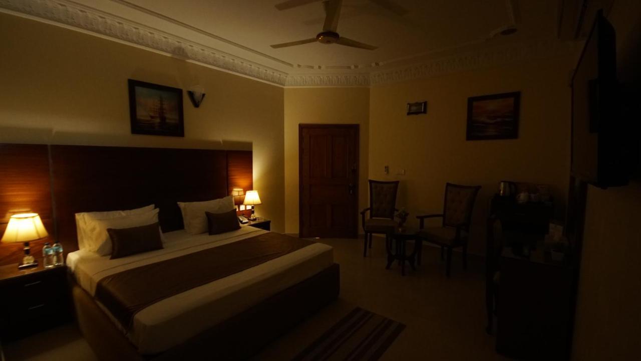 World Inn Hotel Karachi Extérieur photo